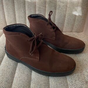 TOD'S Suede lace up Chukka Boots - sz 7 (men's)